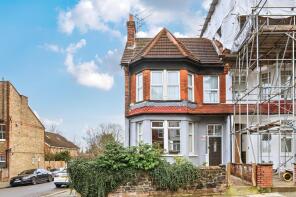 73, Dollis Park, Finchley, London N3 1HJ