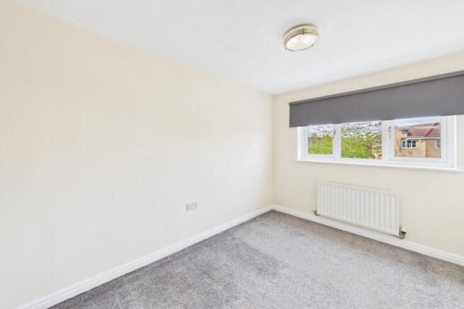 3 bed House to rent Image 10