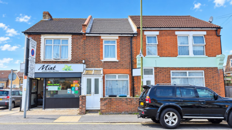 Harwoods Road, Watford