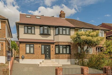 Raeburn Avenue, Surbiton