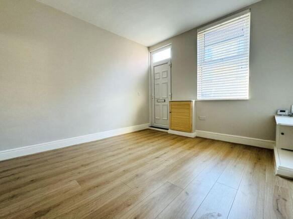 2 bed Terraced for sale Image 4