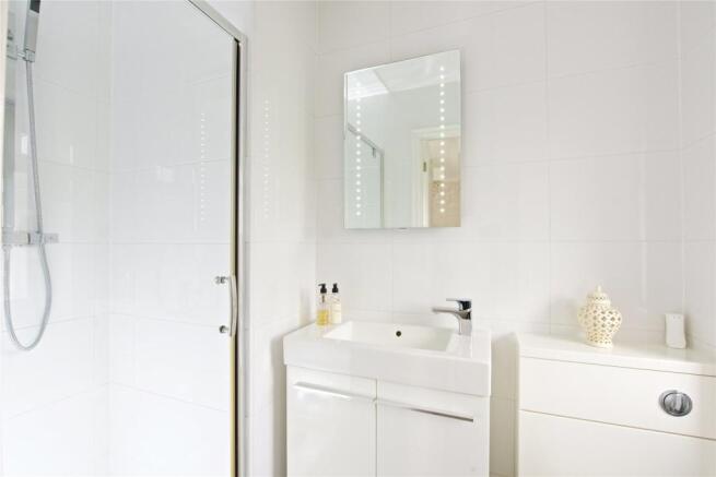 Bedroom Two En Suite