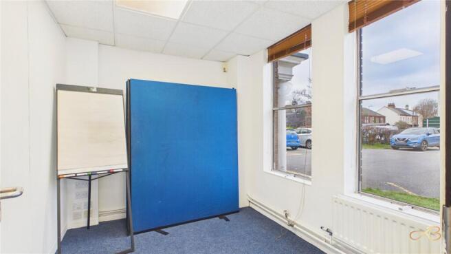Not Specified to rent Image 6
