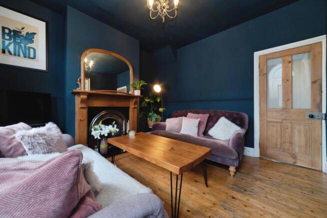 3 bed Town House for sale Image 5