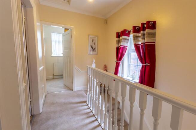 FIRST FLOOR LANDING