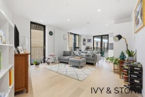 62, 3 Mercier Court, Starboard Way, Silvertown, London E16 2JW