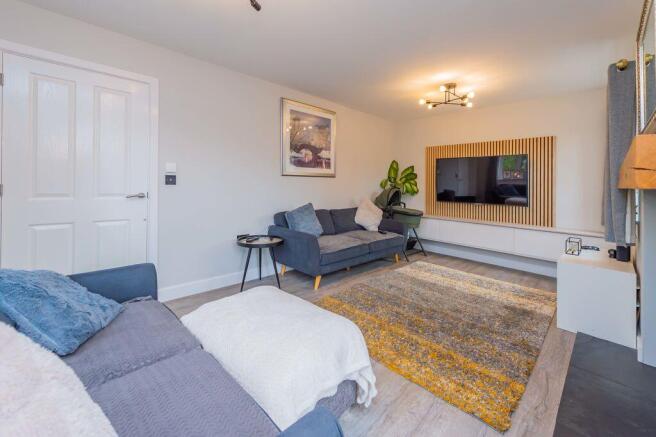 Rowson Drive, Whittington, Oswestry photo 4