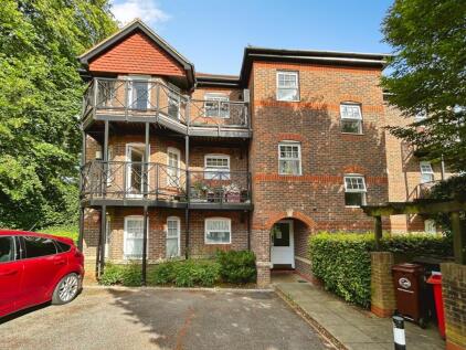 Shrubbery Close, High Wycombe, Buckinghamshire