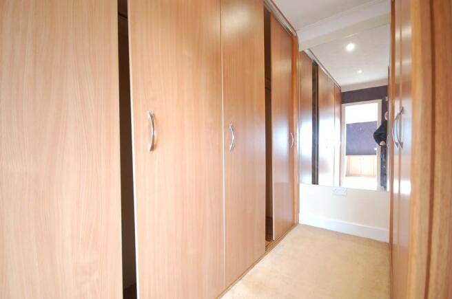 Walk-in Dressing ...