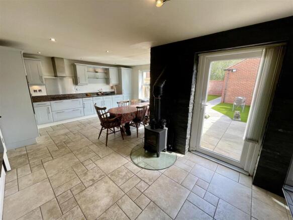 Open Plan Kitchen/Diner/Sitting Room