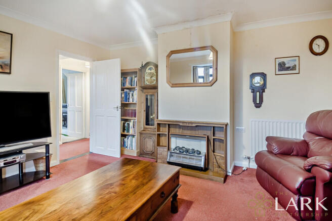8676980-interior0...