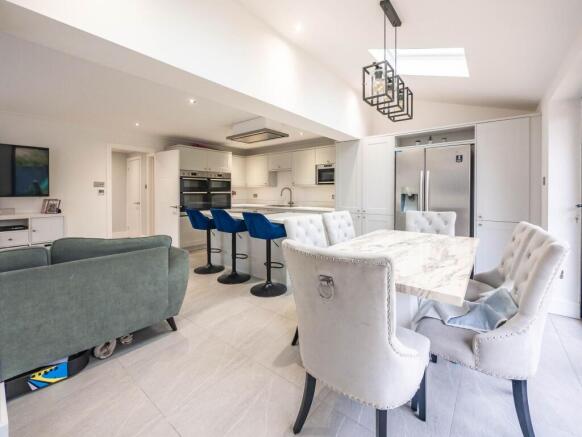 Kitchen / Lounge / Diner / Family Room