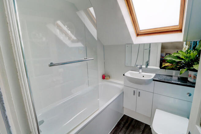 Upper Bathroom