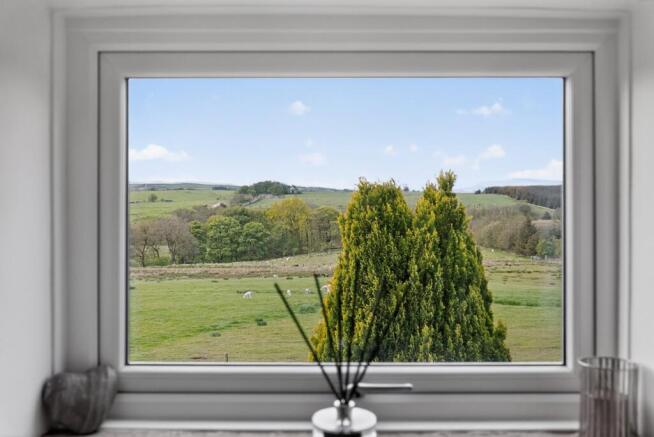 4 bed Barn Conversion for sale Image 12