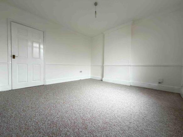 Titchfield Street NG19 6AG – další