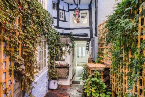 Frogge Row House, Welsh Row, Nantwich, CW5