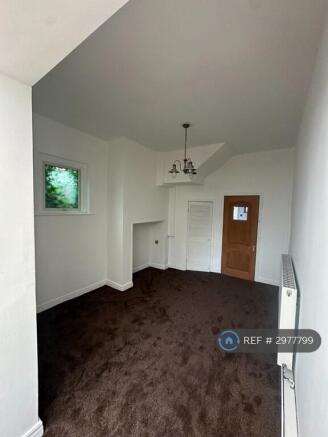 3 bed Semi-Detached to rent Image 8