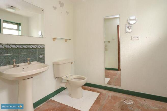 Cloakroom/Utility