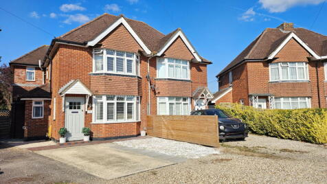 Bath Road, Thatcham, RG18 3GF