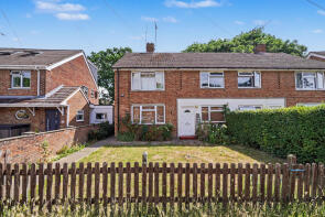 63, Longs Way, Wokingham RG40 1QW