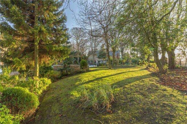 2 bed Apartment for sale Image 12