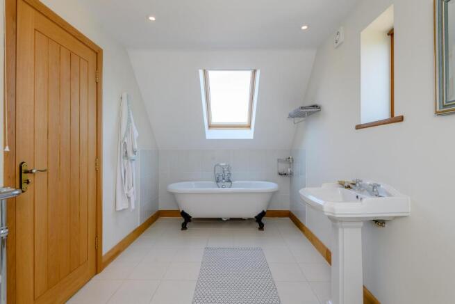8348097-interior27-800.jpg