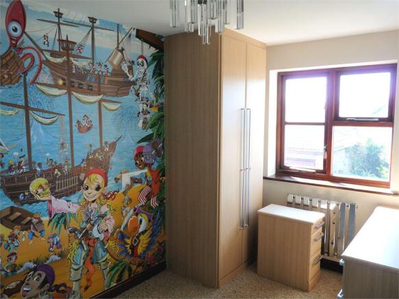 Photo 25