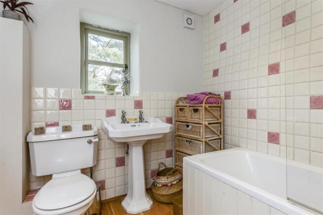 Cross Cottage, Swell fpz276751 (18).jpg