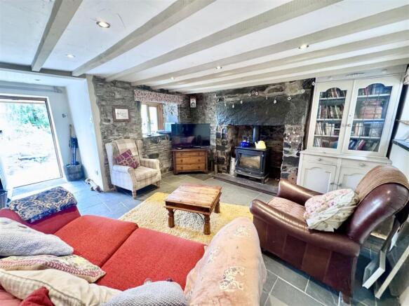 Tai Isaf, Llanrhychwyn, Trefriw photo 5