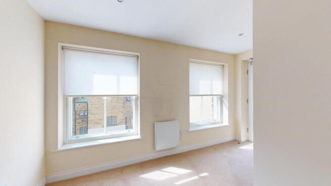 2 bed Flat to rent Image 10