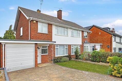 Longfields, Ongar, CM5