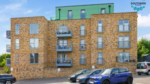 Flat 2, Downsman Court, Hangleton Way, Hove BN3 8ES