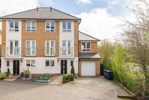 32, Appletree Way, Welwyn Garden City AL7 2FE