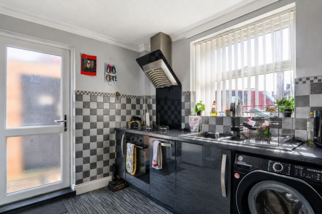 3 bed End of Terrace for sale Image 5