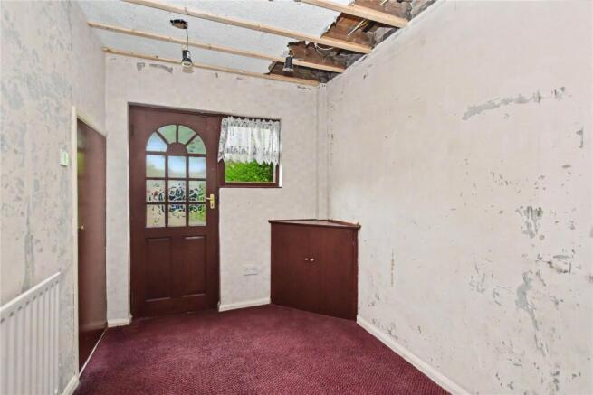 3 bed Terraced for sale Image 4