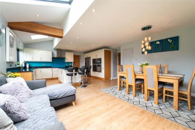 Kitchen/Family Room