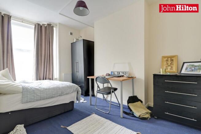 Bedroom 4.jpg