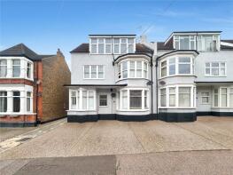 Flat 4, 13, Palmerston Road, Westcliff-on-sea SS0 7TA