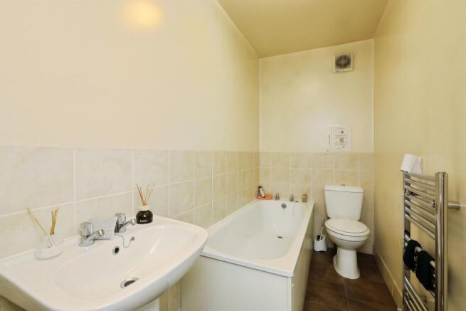 8 bed Terraced for sale Image 6