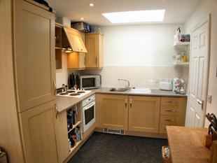 Open plan kitchen/dining/living room