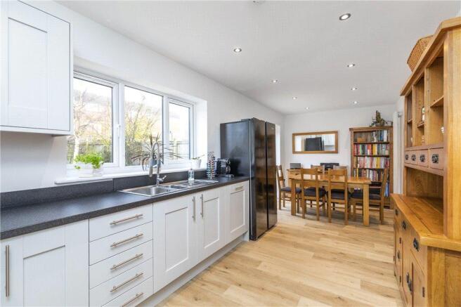 Kitchen/Dining