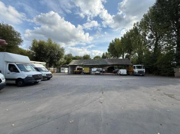 WhatsApp Image 20250812 at 154224_cf2b7ee2.jpg