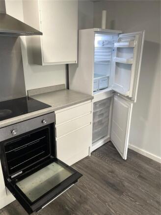 1 bed Apartment to rent Image 6