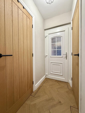 3 bed Terraced for sale Image 10