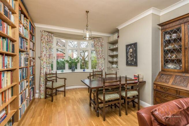 230322 - 82 Prospect Road - 08 [WM].jpg