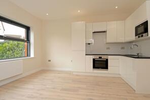 11, Reynolds Court, Baring Road, Beaconsfield HP9 2NA