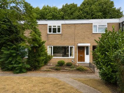 Caswell Close, Farnborough, Hampshire