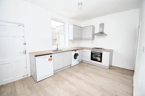 Cromwell Road, Eccles, M30