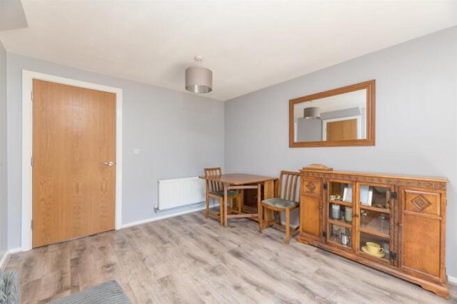 3 bed Town House for sale Image 12