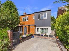 Highview, Greenfield Grove, Nottingham NG4 1GG